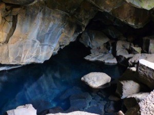 Grjotagjia warm cave lake  
